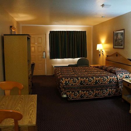 Delux Inn タルサ エクステリア 写真
