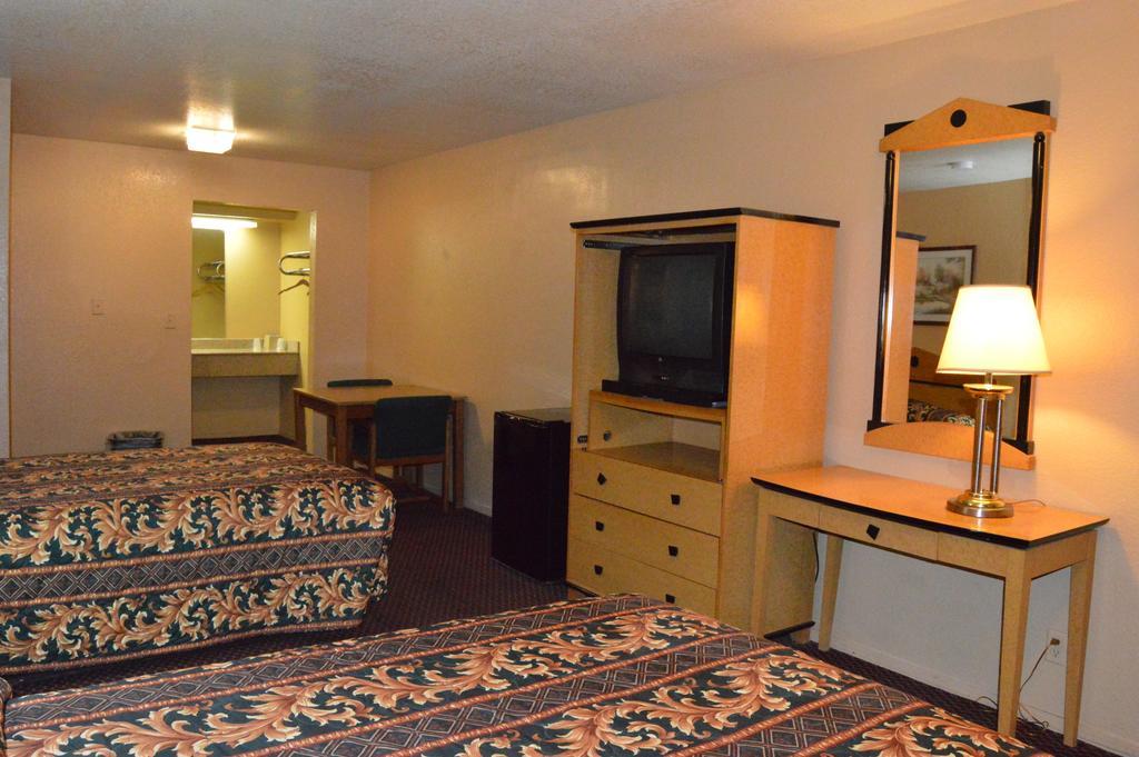 Delux Inn タルサ 部屋 写真